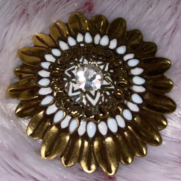 Vintage Brooch - Picture 1 of 2